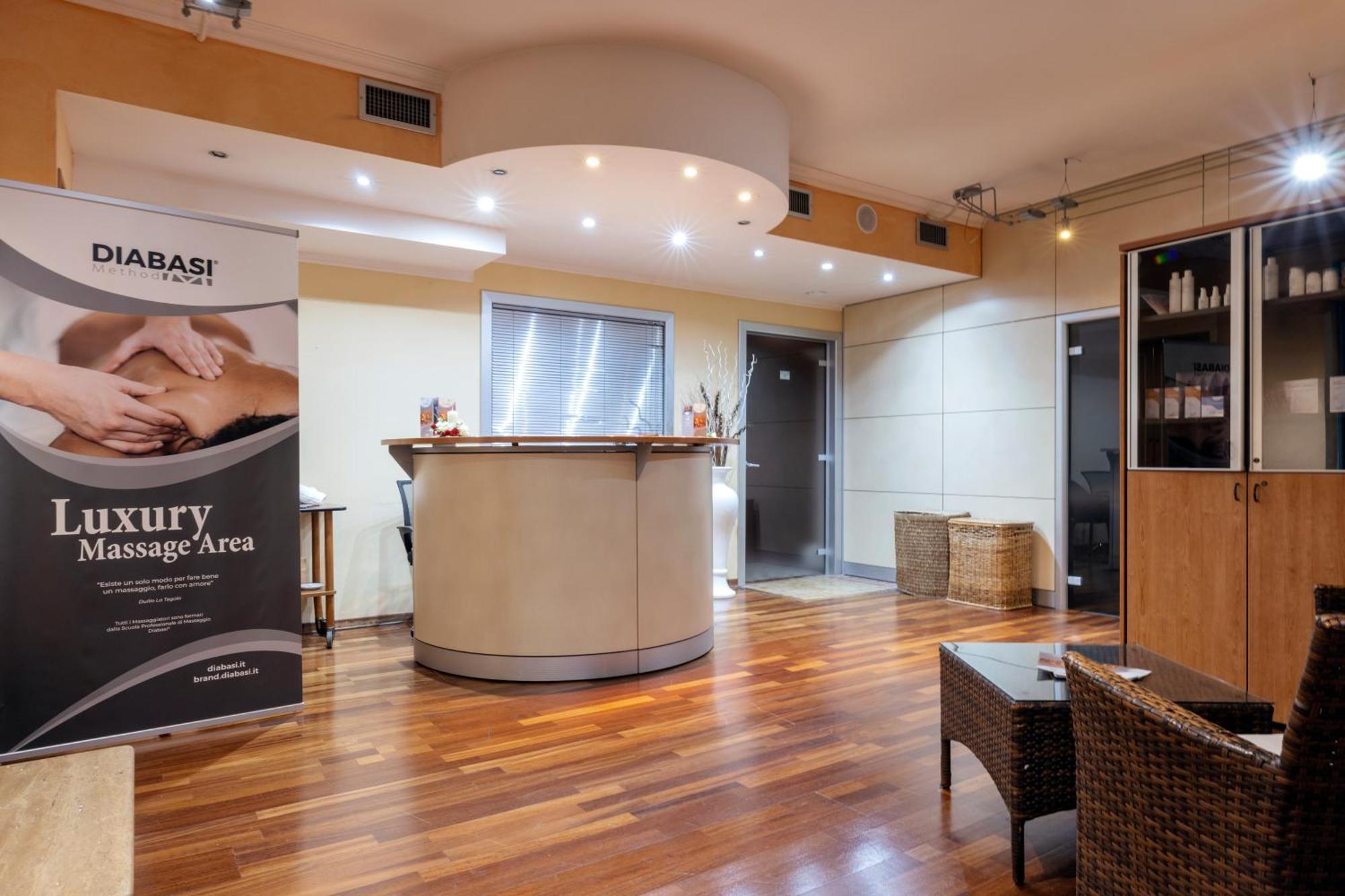 Hotel Corona & Spa بيسكاسيرولي المظهر الخارجي الصورة