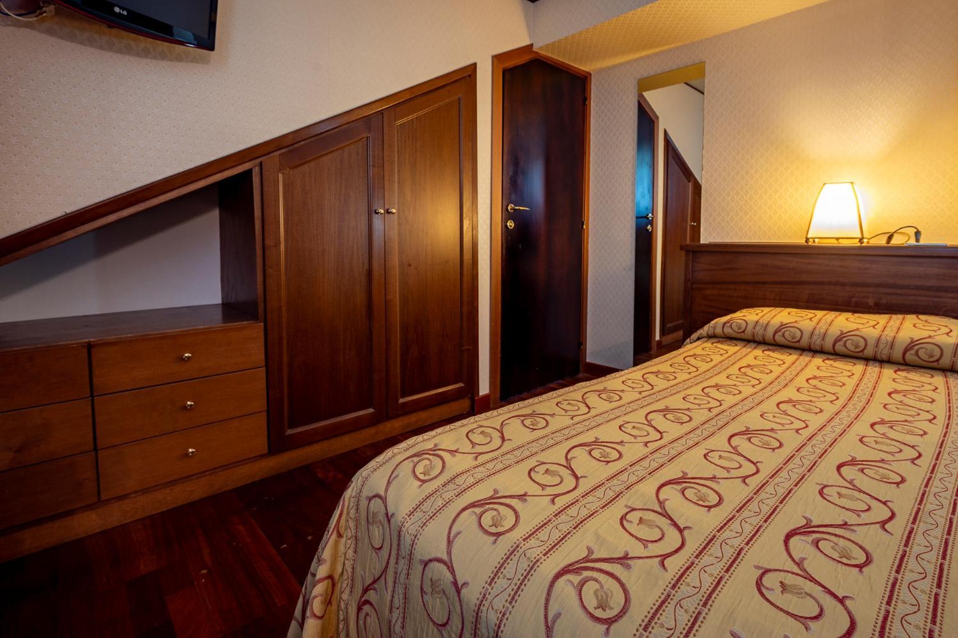 Hotel Corona & Spa بيسكاسيرولي المظهر الخارجي الصورة