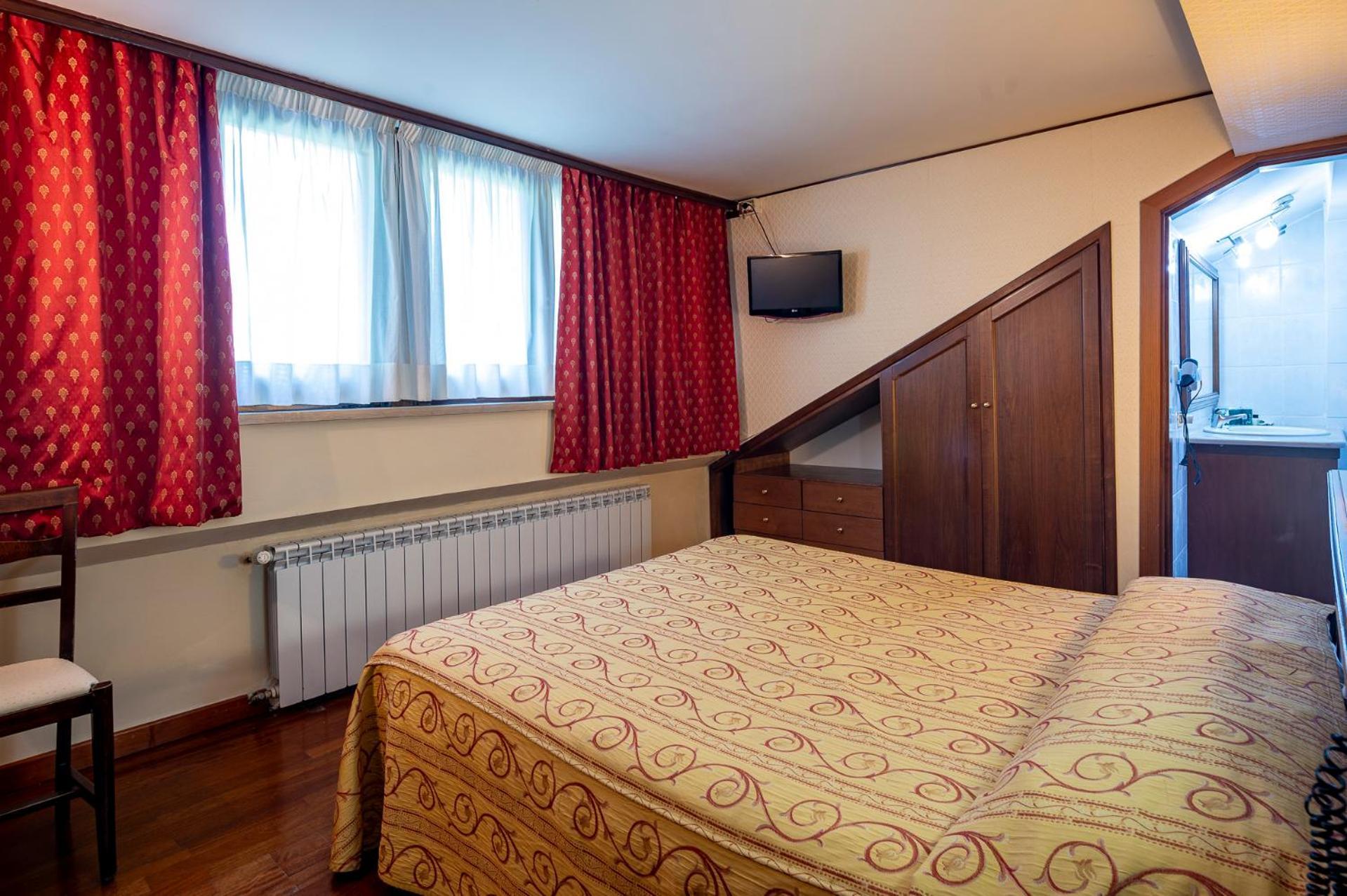 Hotel Corona & Spa بيسكاسيرولي المظهر الخارجي الصورة